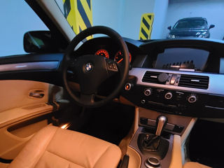 BMW 5 Series foto 4