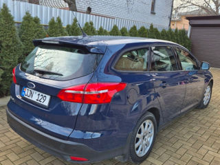 Ford Focus foto 2