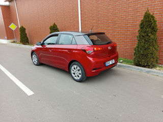 Hyundai i20 foto 3