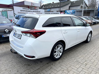 Toyota Auris foto 3