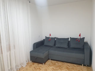 Apartament cu 2 camere, 57 m², Botanica, Chișinău foto 2