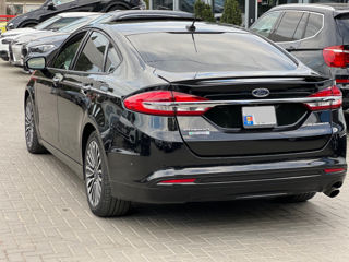 Ford Fusion foto 5