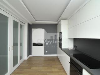 Apartament cu 3 camere, 172 m², Centru, Chișinău foto 9
