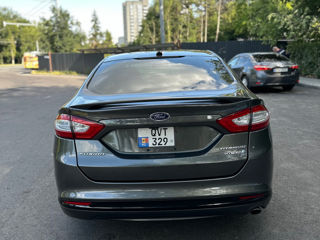 Ford Fusion foto 7