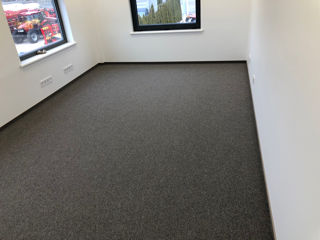 Instalare LVT, VCT, Carpet Tiles foto 7