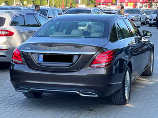 Mercedes C-Class фото 5