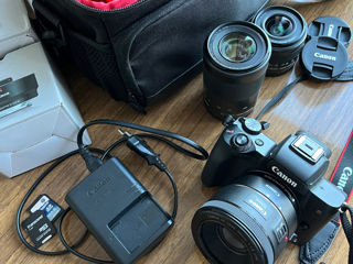 Canon EOS M50+Canon EF 50mm f/1.8, 2 объектива Kit, адаптер, сумка, ремешок, 2 SD карты