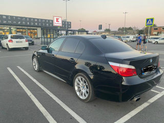 BMW 5 Series foto 6