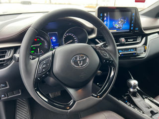 Toyota C-HR foto 14