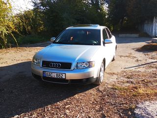 Audi A4 foto 1