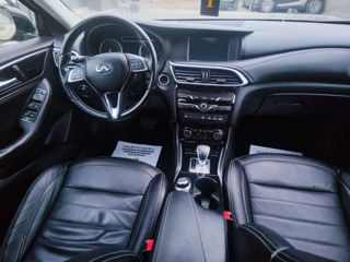 Infiniti Q30 foto 6