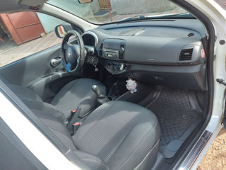 Nissan Micra foto 8