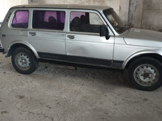 Lada Niva foto 4