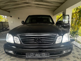 Lexus LX Series