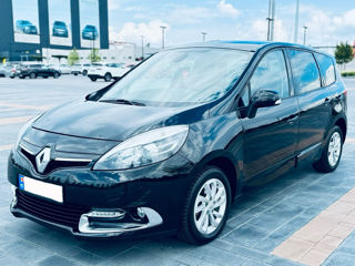 Renault Grand Scenic foto 2