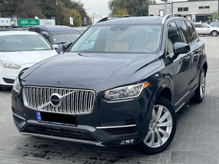 Volvo XC90 foto 1