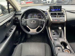 Lexus NX Series foto 11