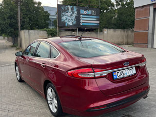 Ford Fusion foto 4