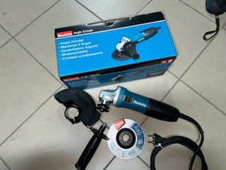 Polizor Makita original 720w