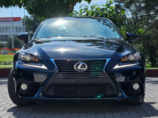 Lexus IS Series, 2015