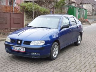 Seat Cordoba foto 1