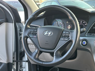 Hyundai Sonata foto 9