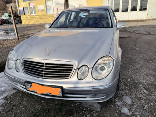 Mercedes E-Class foto 6