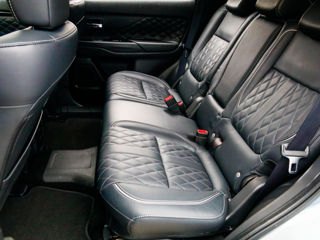 Mitsubishi Outlander фото 7