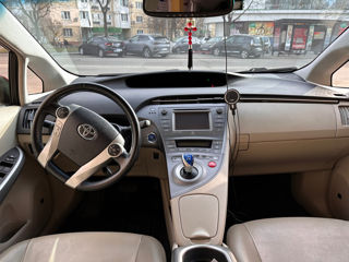 Toyota Prius foto 3