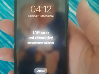 Se vinde urgent iPhone 8