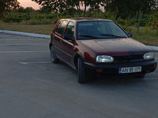 Volkswagen Golf foto 2