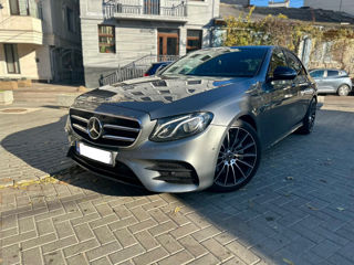 Mercedes E-Class foto 8