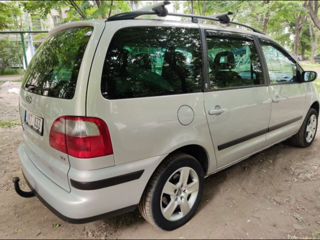 Ford Galaxy foto 8