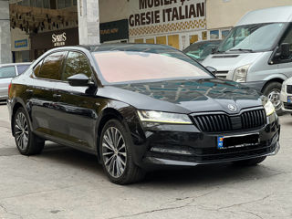 Skoda Superb foto 3