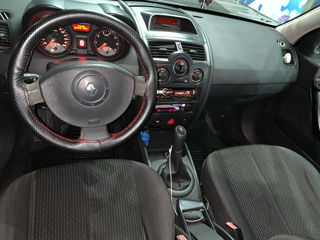 Renault Megane foto 7