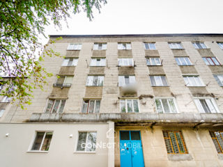 Apartament cu 2 camere, 40 m², Sculeni, Chișinău foto 8