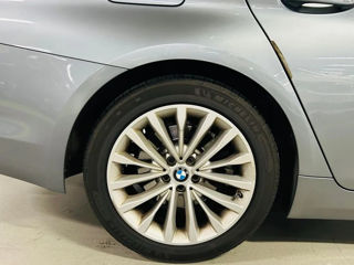 BMW 5 Series foto 5