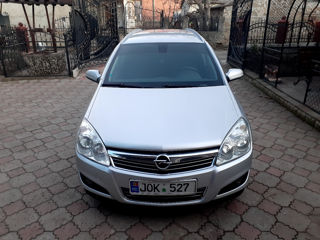 Opel Astra foto 3