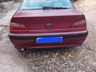 Peugeot 407 foto 8