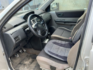 Nissan X-Trail foto 8