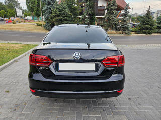 Volkswagen Jetta foto 7