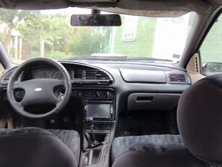 Ford Mondeo foto 4