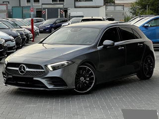 Mercedes A-Class foto 1