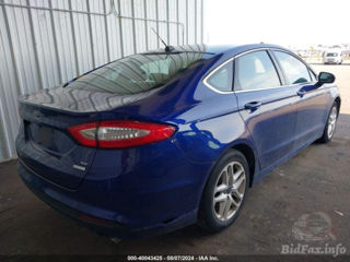 Ford Fusion foto 4