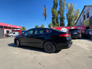 Ford Fusion foto 3