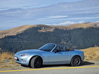 Mazda MX-5 foto 5