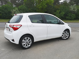 Toyota Yaris foto 16