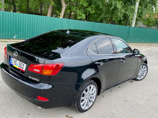 Lexus IS Series foto 3