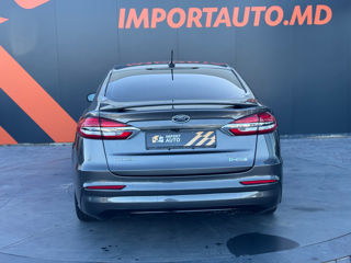 Ford Fusion foto 7