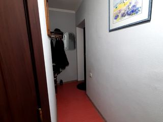 Vând apartament cu o camera cu toate coditele foto 6